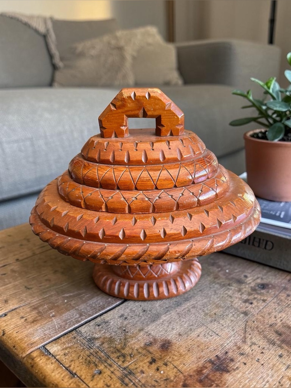 Vintage Hand Carved Wooden Folk Art Oval Trinket Box with Lid Primitive Decor